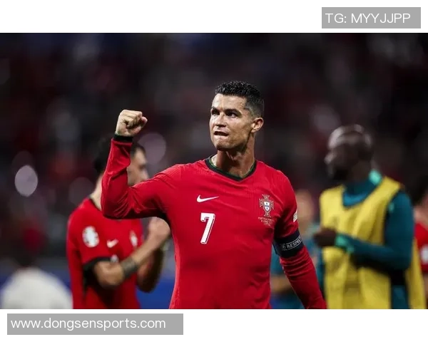 围绕神秘代号272揭秘一位足球巨星的传奇生涯与辉煌时刻